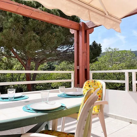 En Bord De Avec Terrasse, 3 Pieces, 4 Couchages, Parking Prive Au Lavandou - Fr-1-251-555 شقة